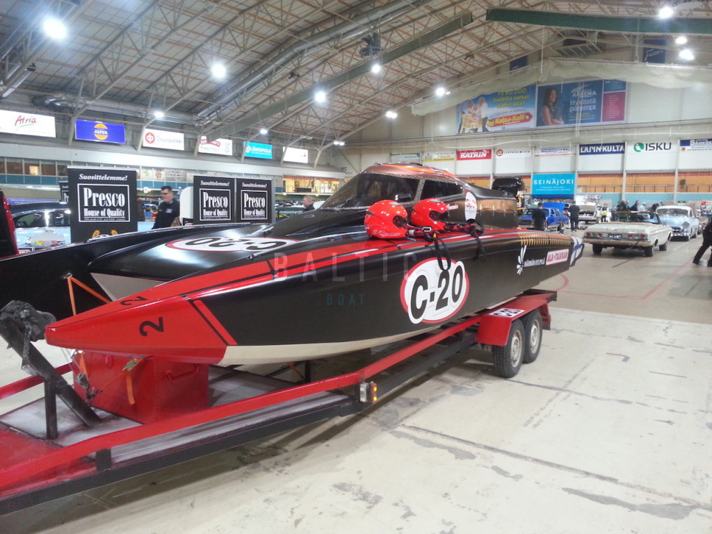 Hydrolift CR24 EU GOLD WINNER! Baltic Boat